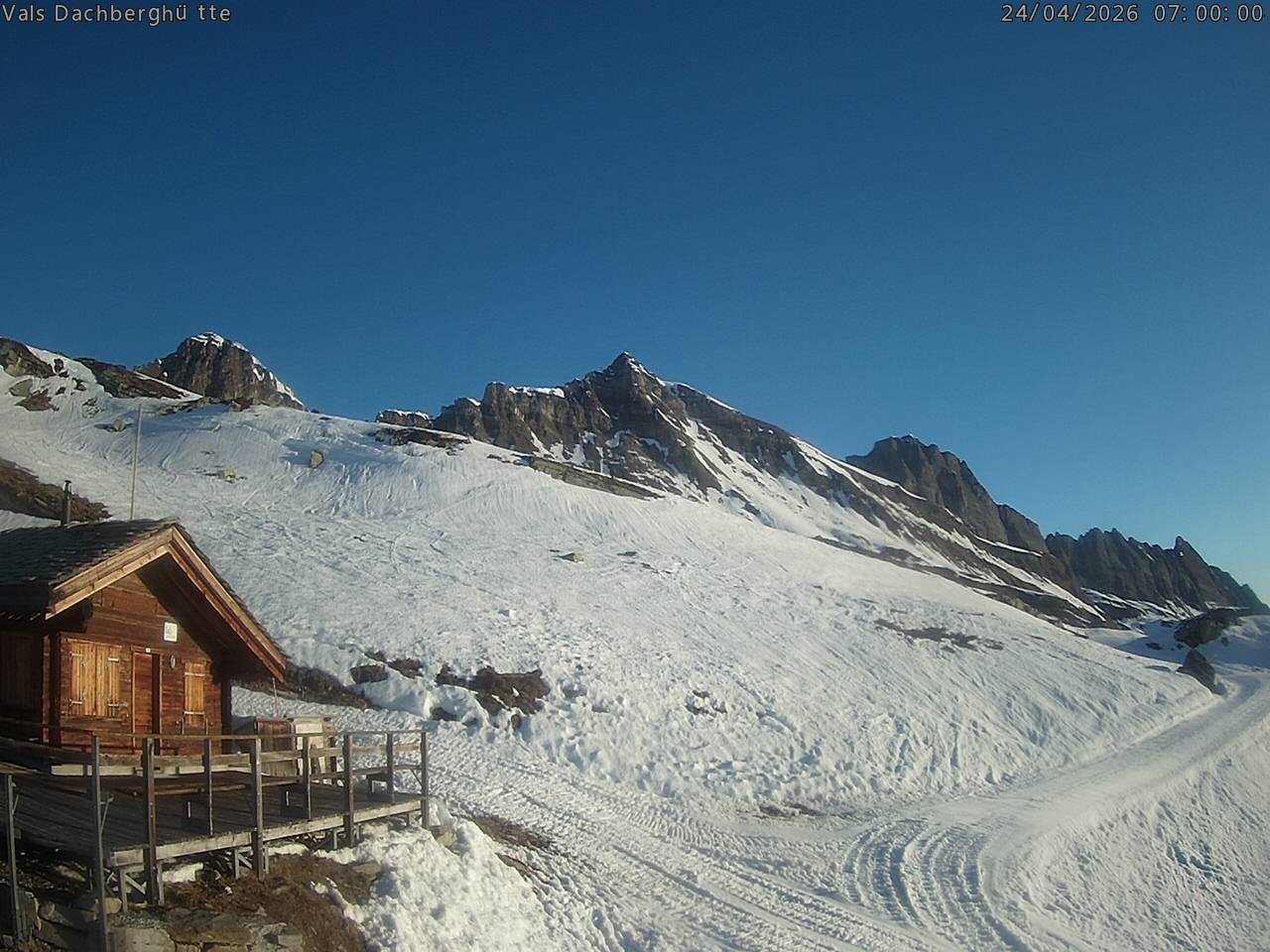 Archived image Webcam Dachberghütte (2.500 m)