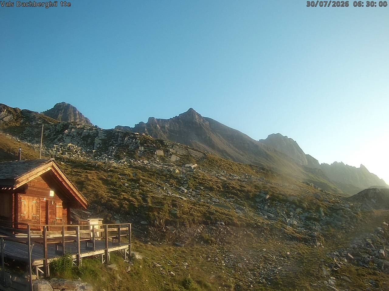 Archived image Webcam Dachberghütte (2.500 m)