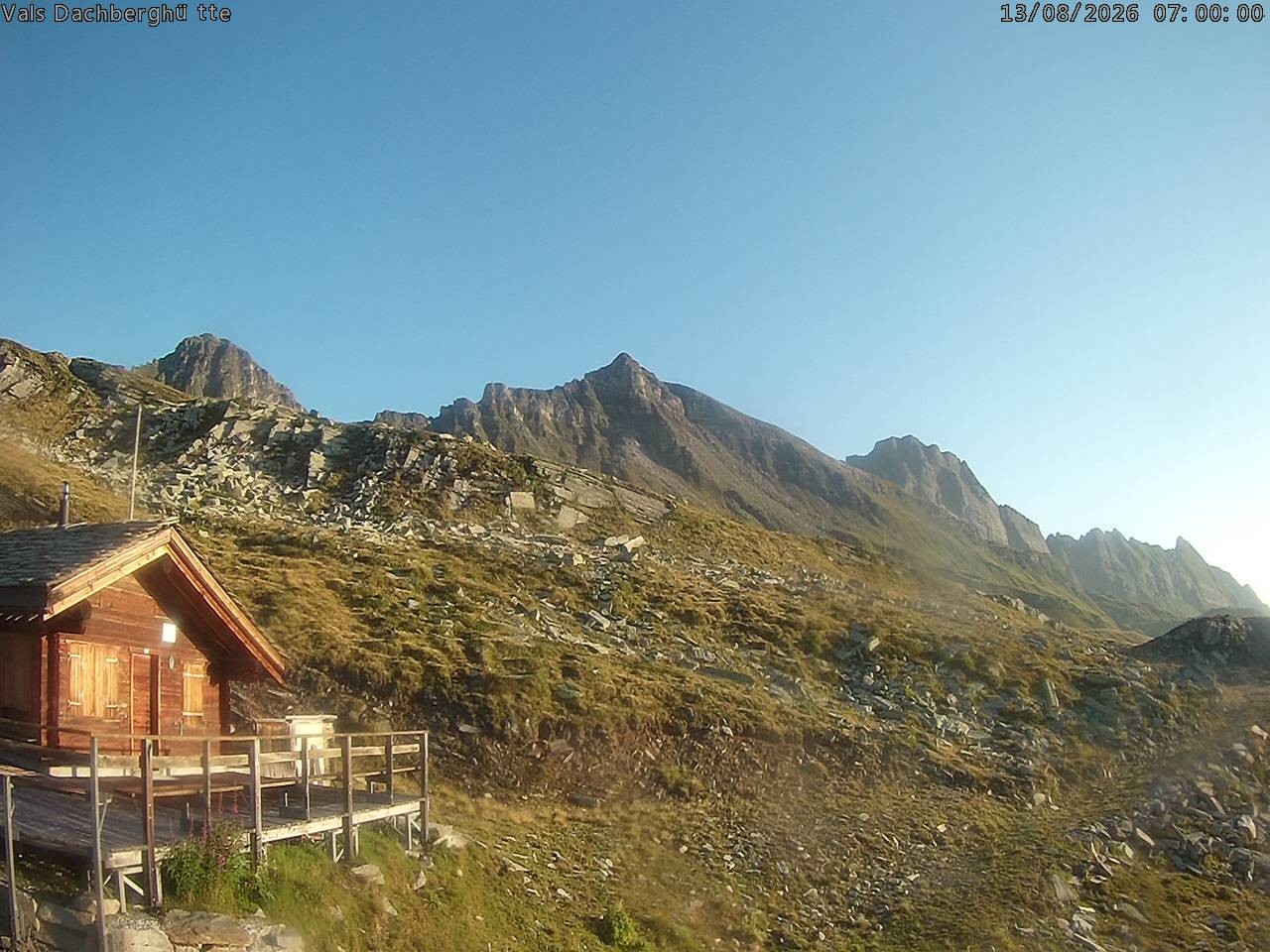 Archived image Webcam Dachberghütte (2.500 m)