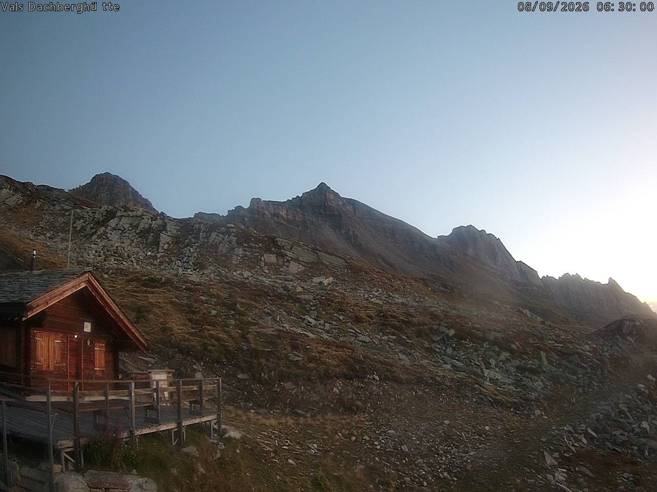 Archived image Webcam Dachberghütte (2.500 m)