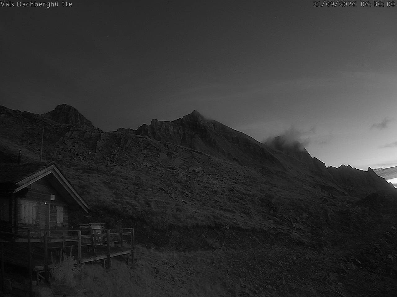 Archived image Webcam Dachberghütte (2.500 m)
