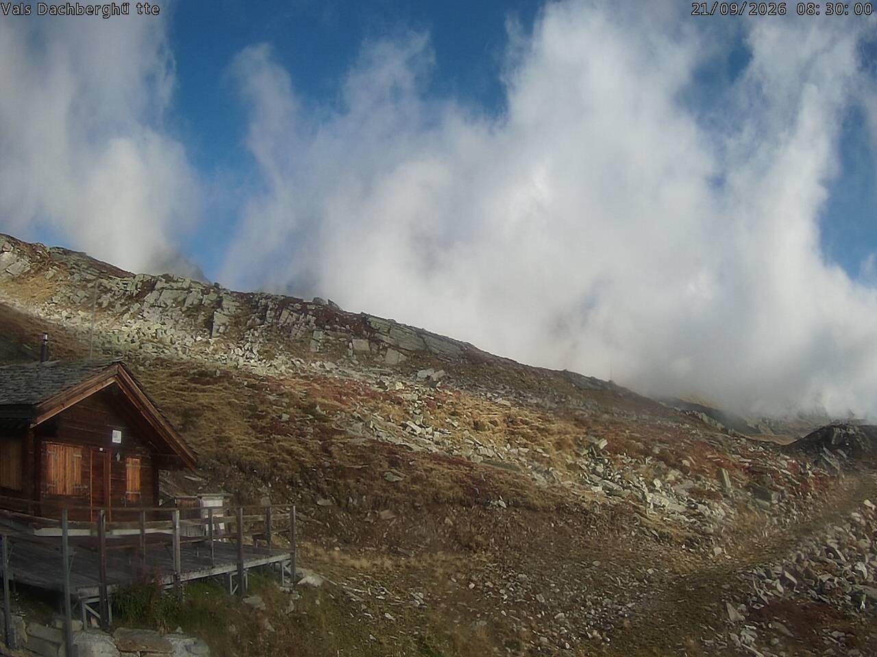 Archived image Webcam Dachberghütte (2.500 m)