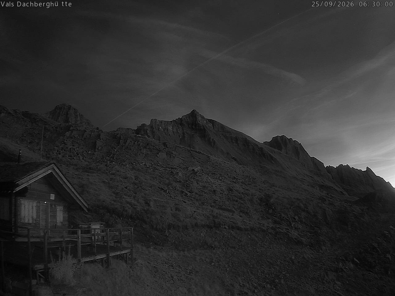 Archived image Webcam Dachberghütte (2.500 m)