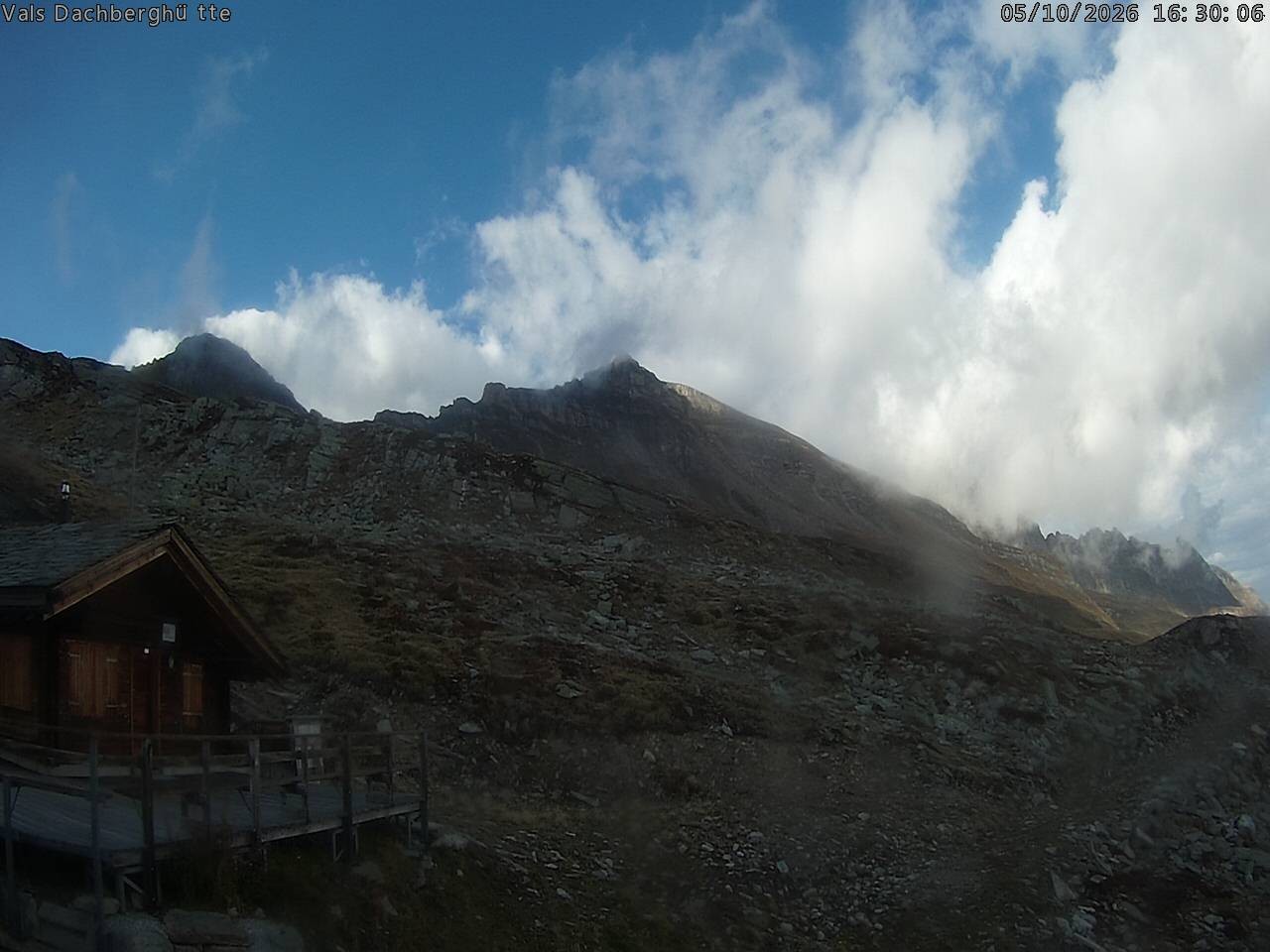 Archived image Webcam Dachberghütte (2.500 m)