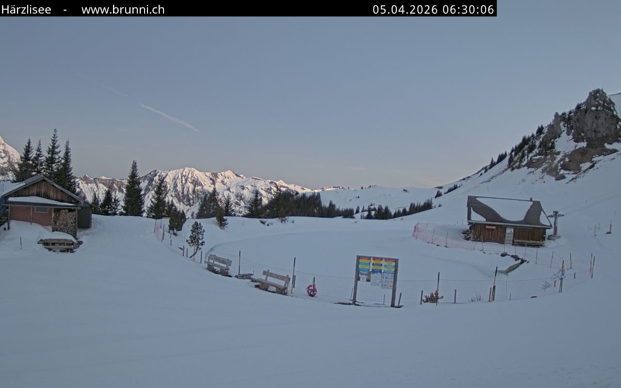 Archiv Foto Webcam Engelberg Titlis: Härzlisee