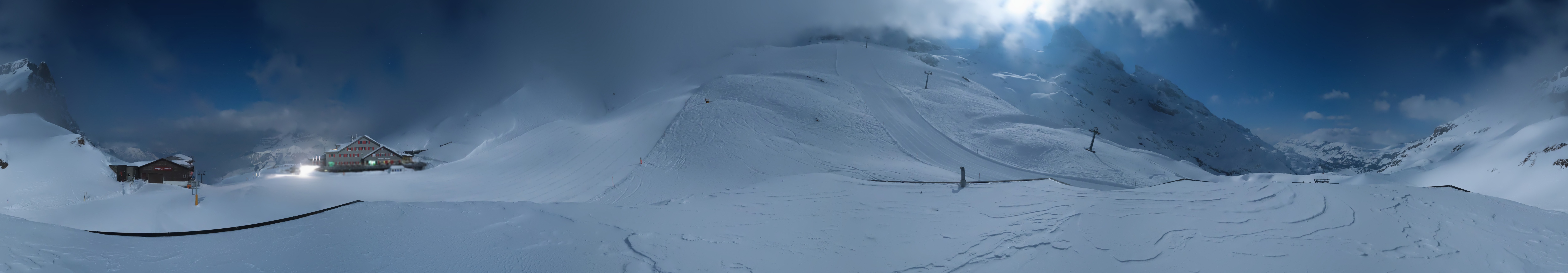 Archiv Foto Webcam Engelberg Titlis: Berghaus Jochpass