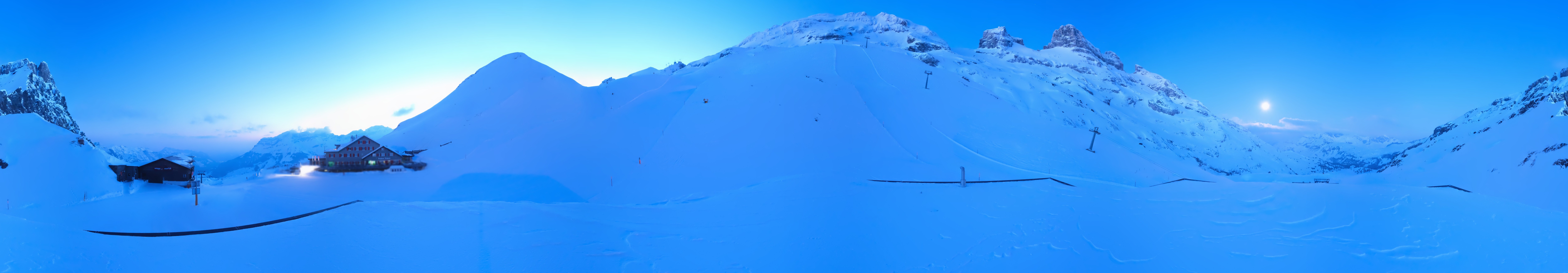 Archiv Foto Webcam Engelberg Titlis: Berghaus Jochpass