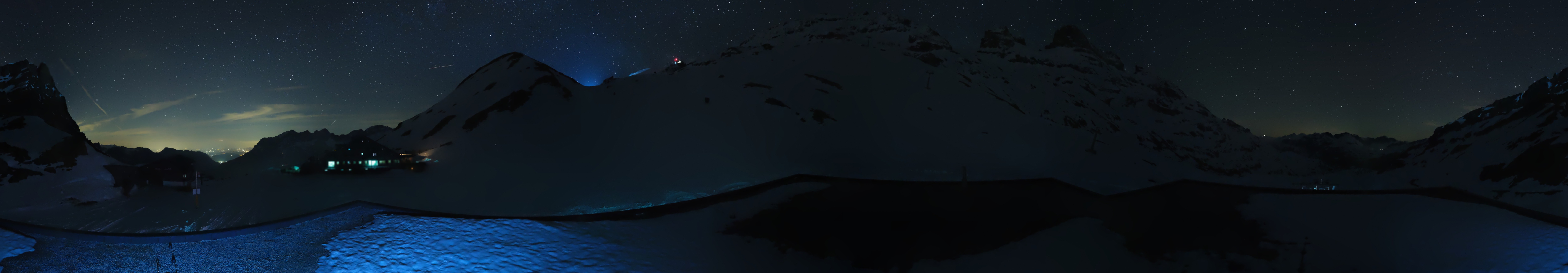 Archiv Foto Webcam Engelberg Titlis: Berghaus Jochpass