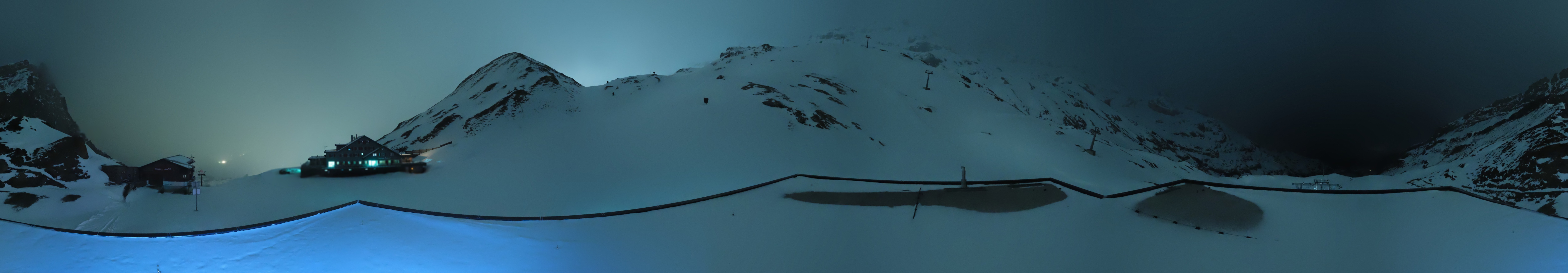 Archiv Foto Webcam Engelberg Titlis: Berghaus Jochpass