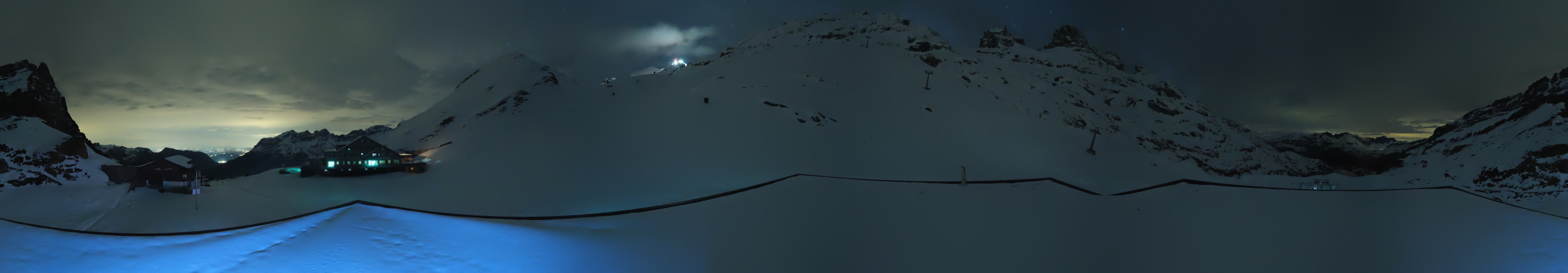 Archiv Foto Webcam Engelberg Titlis: Berghaus Jochpass