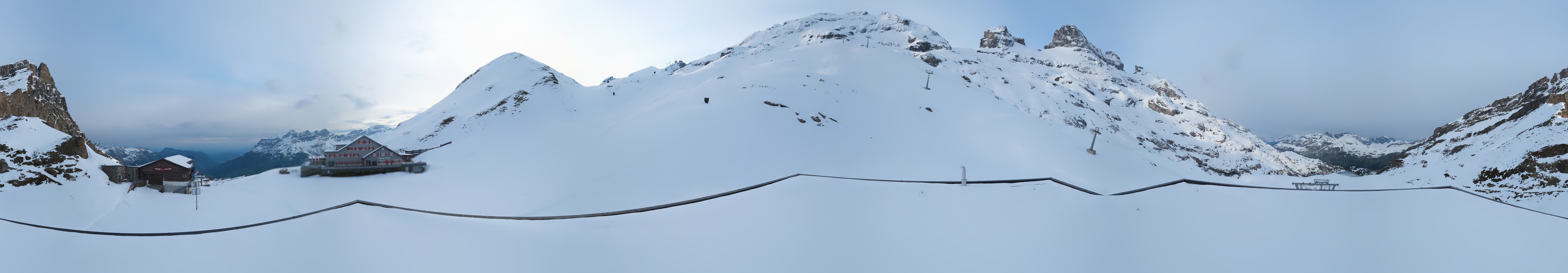 Archiv Foto Webcam Engelberg Titlis: Berghaus Jochpass