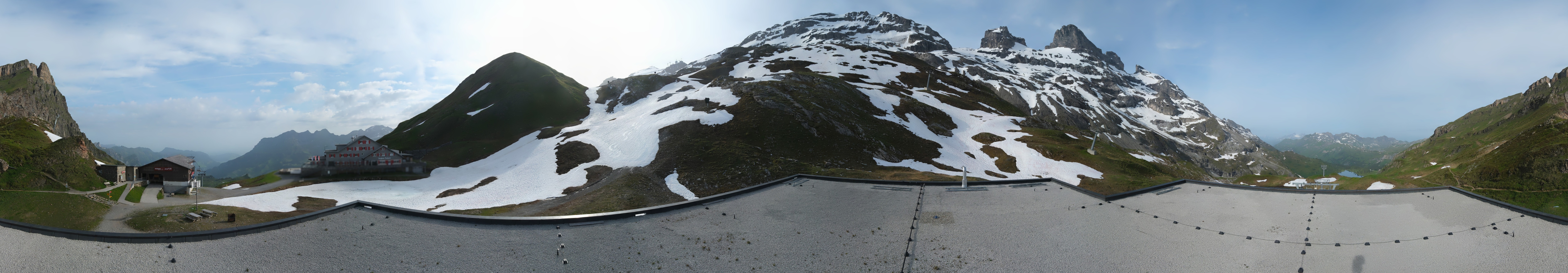 Archiv Foto Webcam Engelberg Titlis: Berghaus Jochpass
