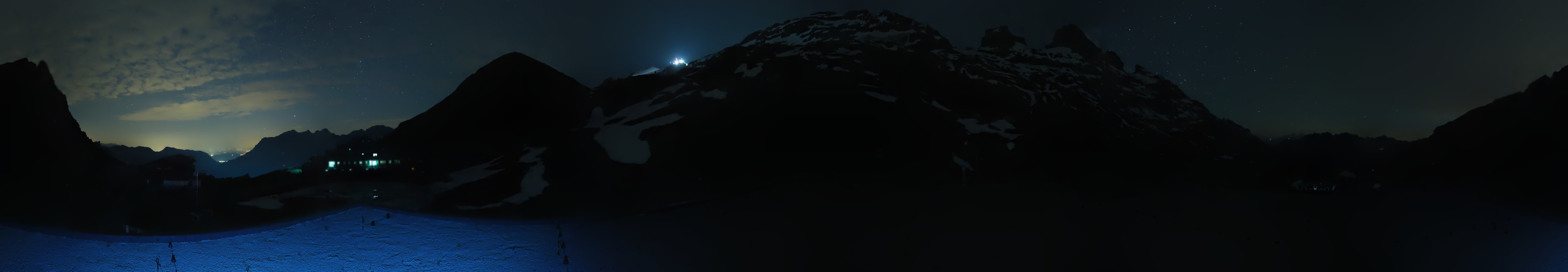 Archiv Foto Webcam Engelberg Titlis: Berghaus Jochpass