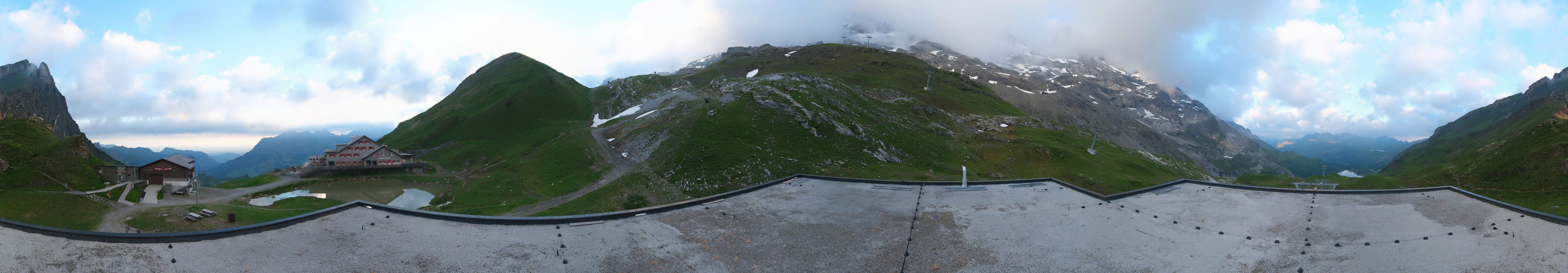Archived image Webcam Engelberg Titlis: Mountain restaurant Jochpass