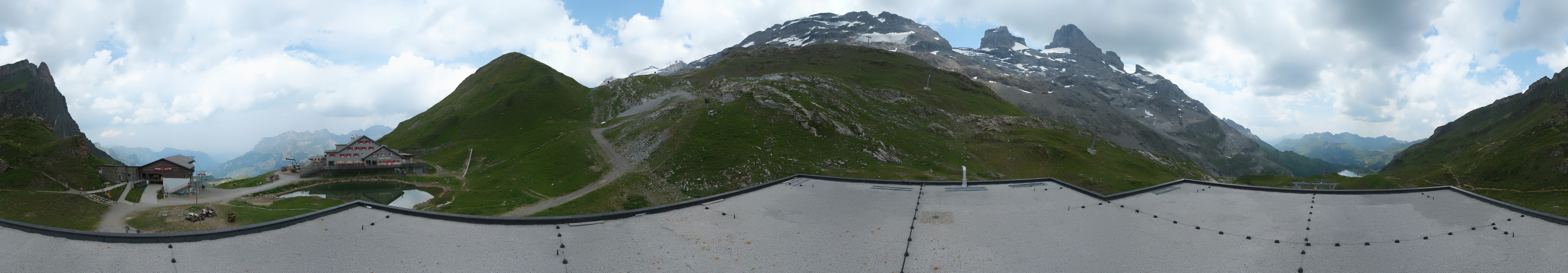 Archived image Webcam Engelberg Titlis: Mountain restaurant Jochpass
