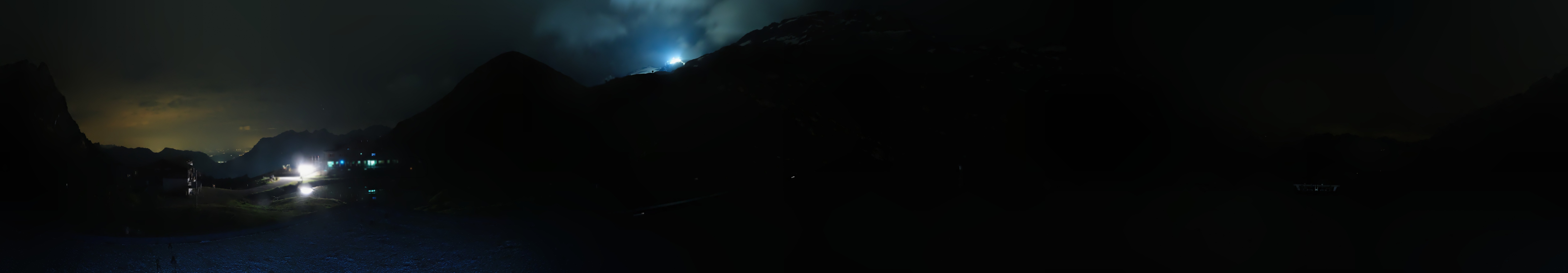 Archiv Foto Webcam Engelberg Titlis: Berghaus Jochpass