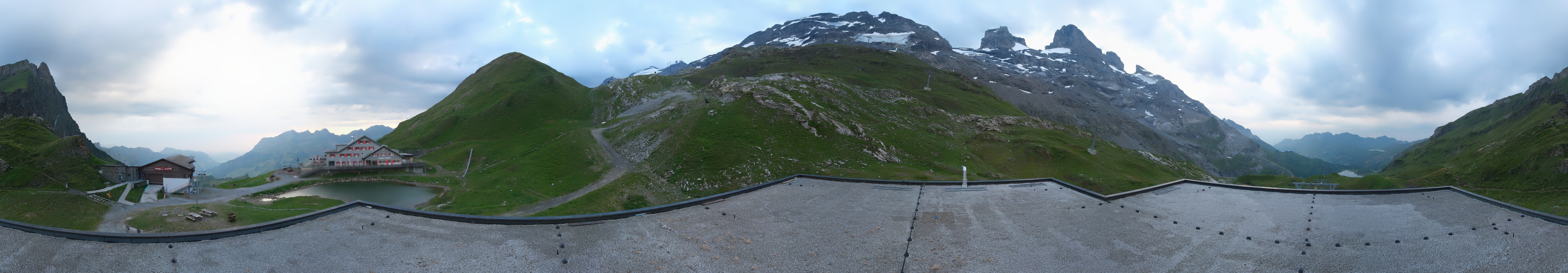 Archiv Foto Webcam Engelberg Titlis: Berghaus Jochpass