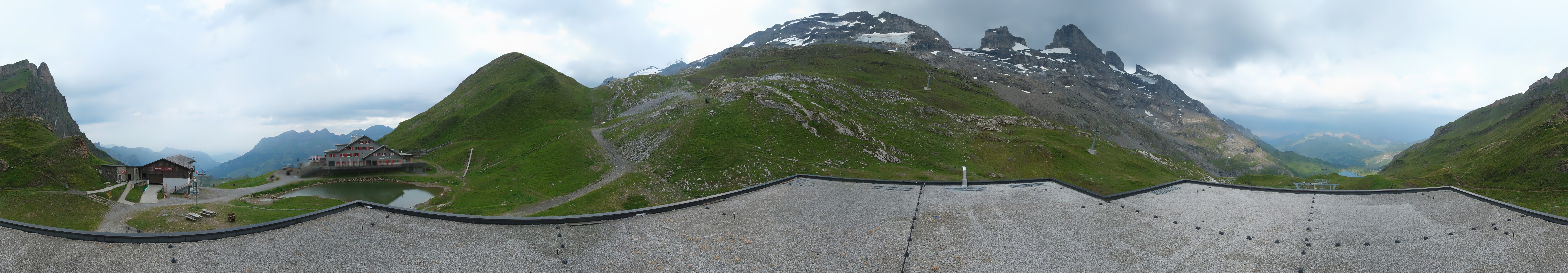 Archiv Foto Webcam Engelberg Titlis: Berghaus Jochpass