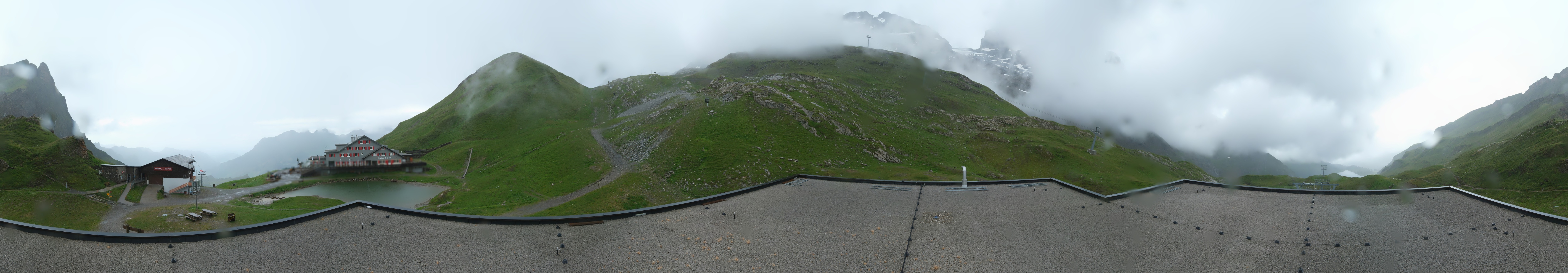 Archiv Foto Webcam Engelberg Titlis: Berghaus Jochpass