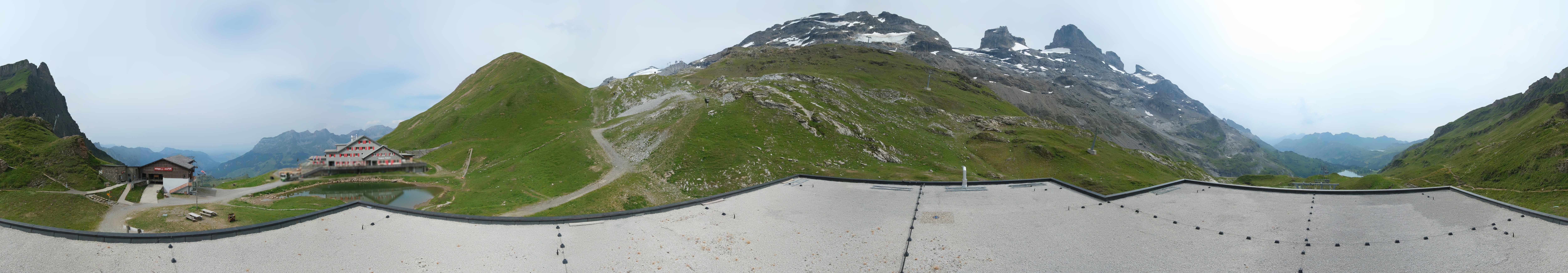 Archiv Foto Webcam Engelberg Titlis: Berghaus Jochpass