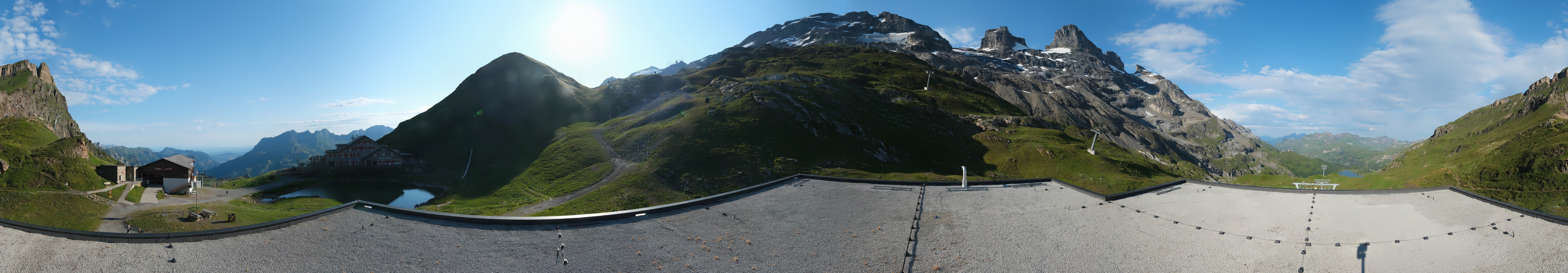 Archived image Webcam Engelberg Titlis: Mountain restaurant Jochpass