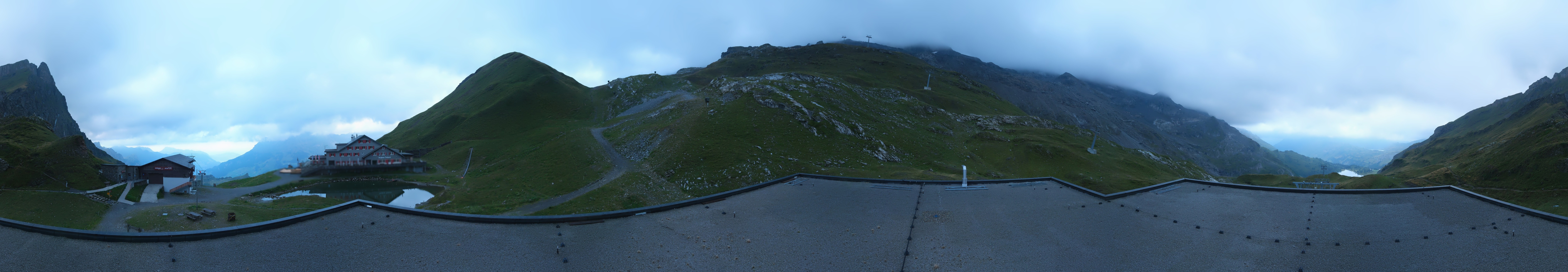 Archiv Foto Webcam Engelberg Titlis: Berghaus Jochpass