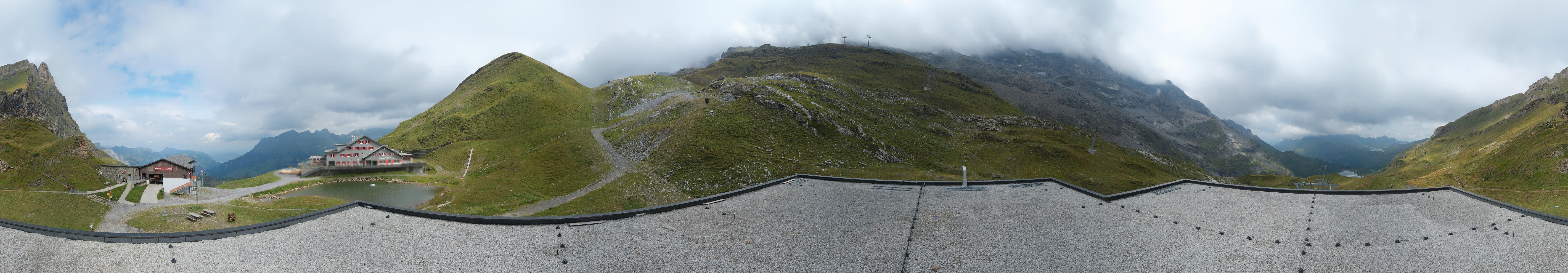 Archiv Foto Webcam Engelberg Titlis: Berghaus Jochpass