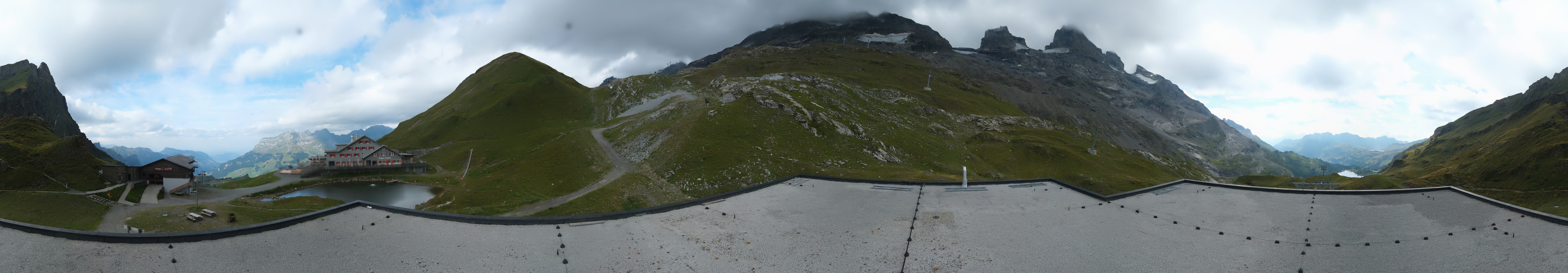 Archiv Foto Webcam Engelberg Titlis: Berghaus Jochpass