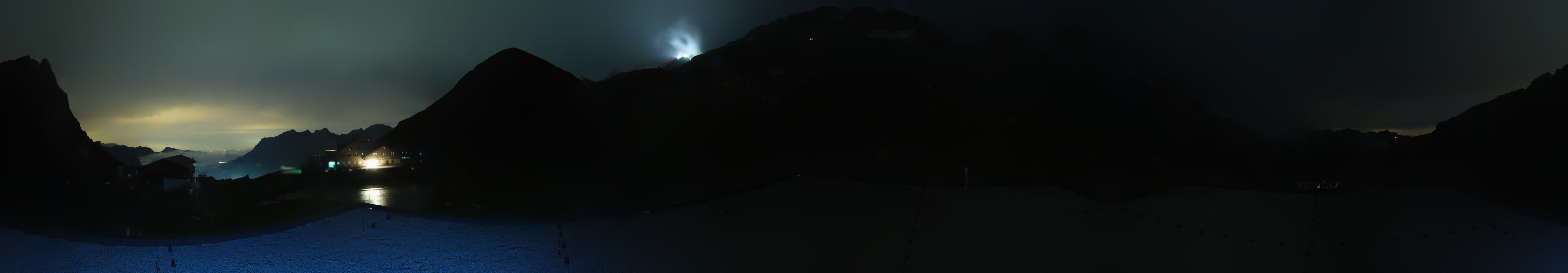 Archiv Foto Webcam Engelberg Titlis: Berghaus Jochpass