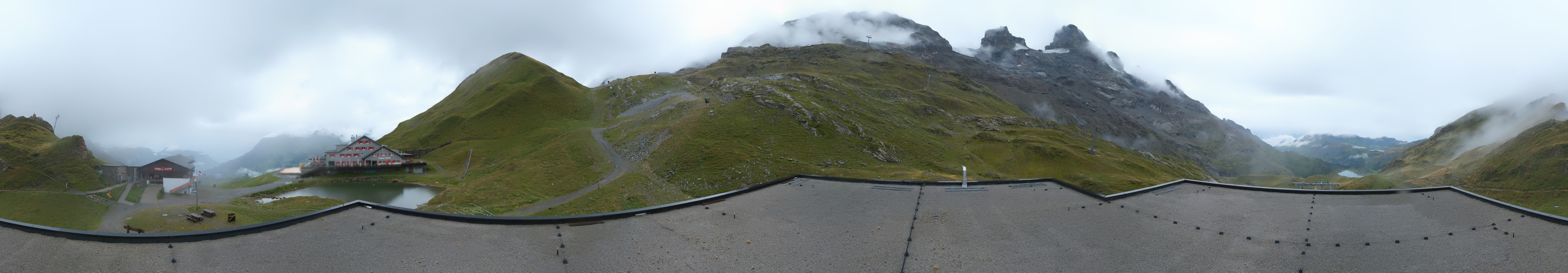 Archiv Foto Webcam Engelberg Titlis: Berghaus Jochpass