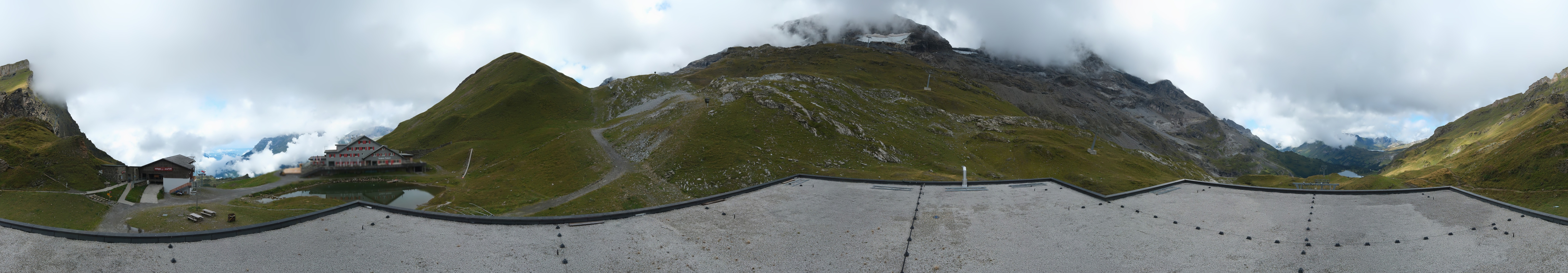 Archiv Foto Webcam Engelberg Titlis: Berghaus Jochpass