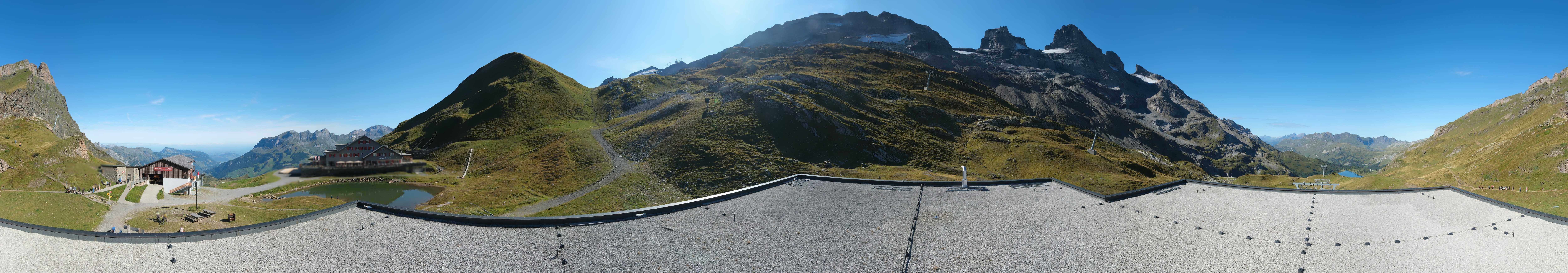 Archiv Foto Webcam Engelberg Titlis: Berghaus Jochpass
