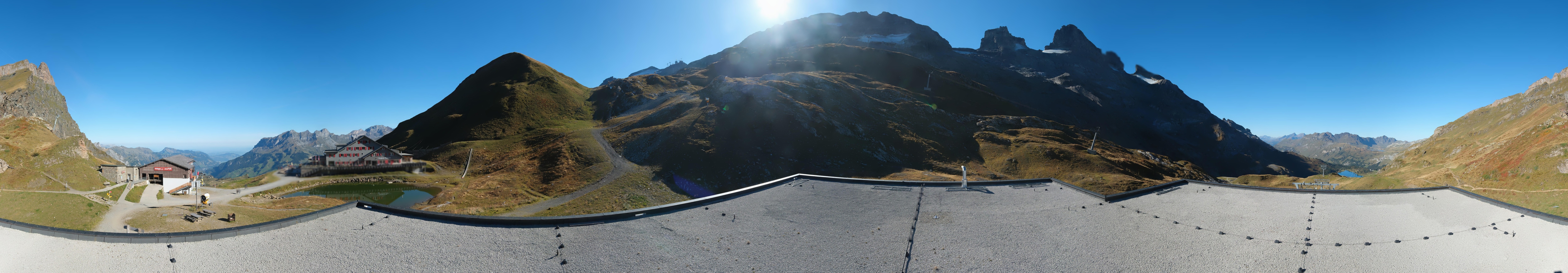 Archived image Webcam Engelberg Titlis: Mountain restaurant Jochpass