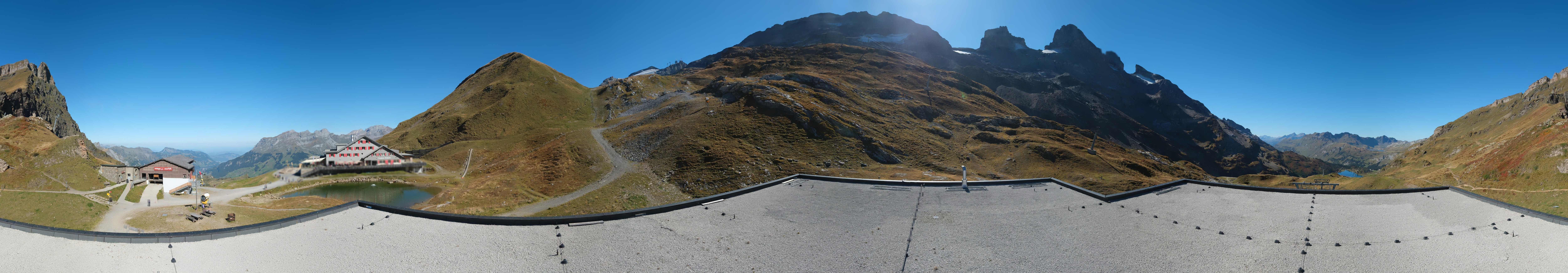 Archived image Webcam Engelberg Titlis: Mountain restaurant Jochpass