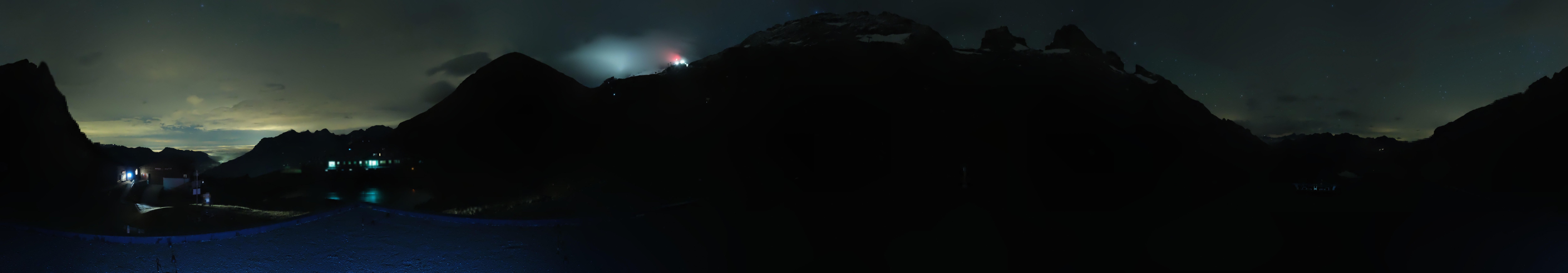 Archiv Foto Webcam Engelberg Titlis: Berghaus Jochpass