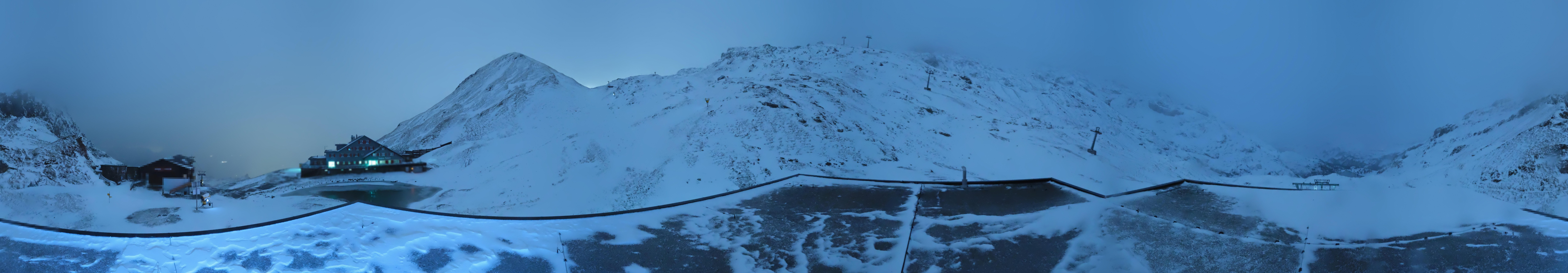 Archiv Foto Webcam Engelberg Titlis: Berghaus Jochpass