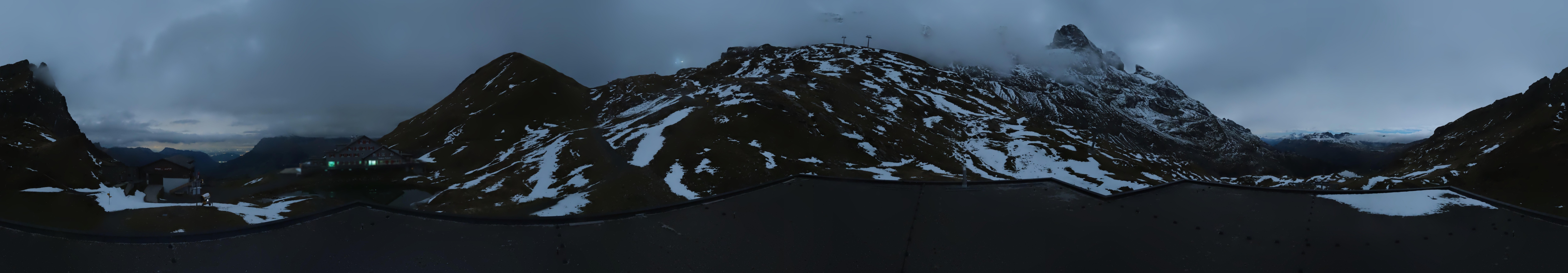 Archiv Foto Webcam Engelberg Titlis: Berghaus Jochpass