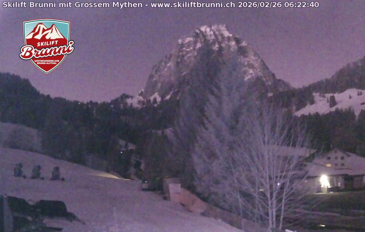 Archived image Webcam Panorama Mythen