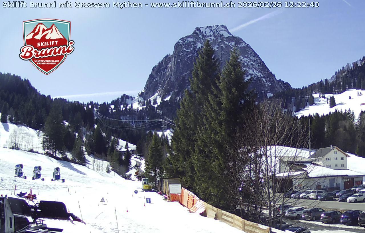 Archived image Webcam Panorama Mythen