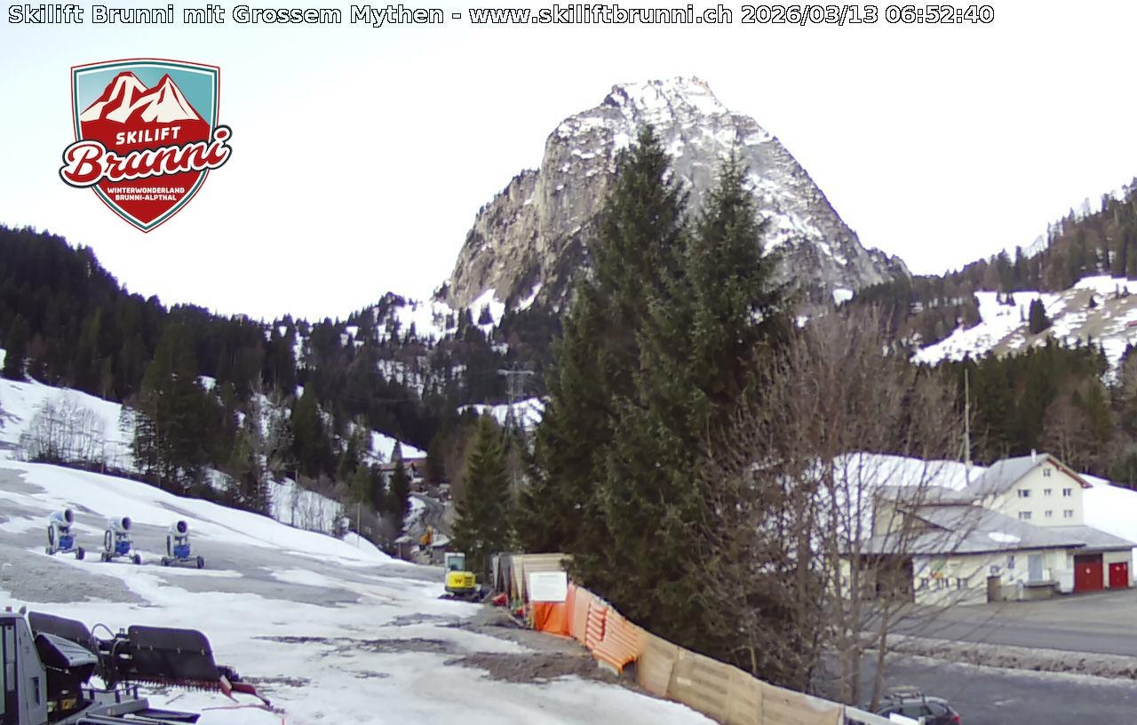 Archived image Webcam Panorama Mythen