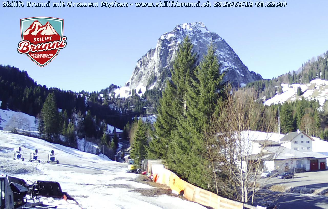 Archived image Webcam Panorama Mythen