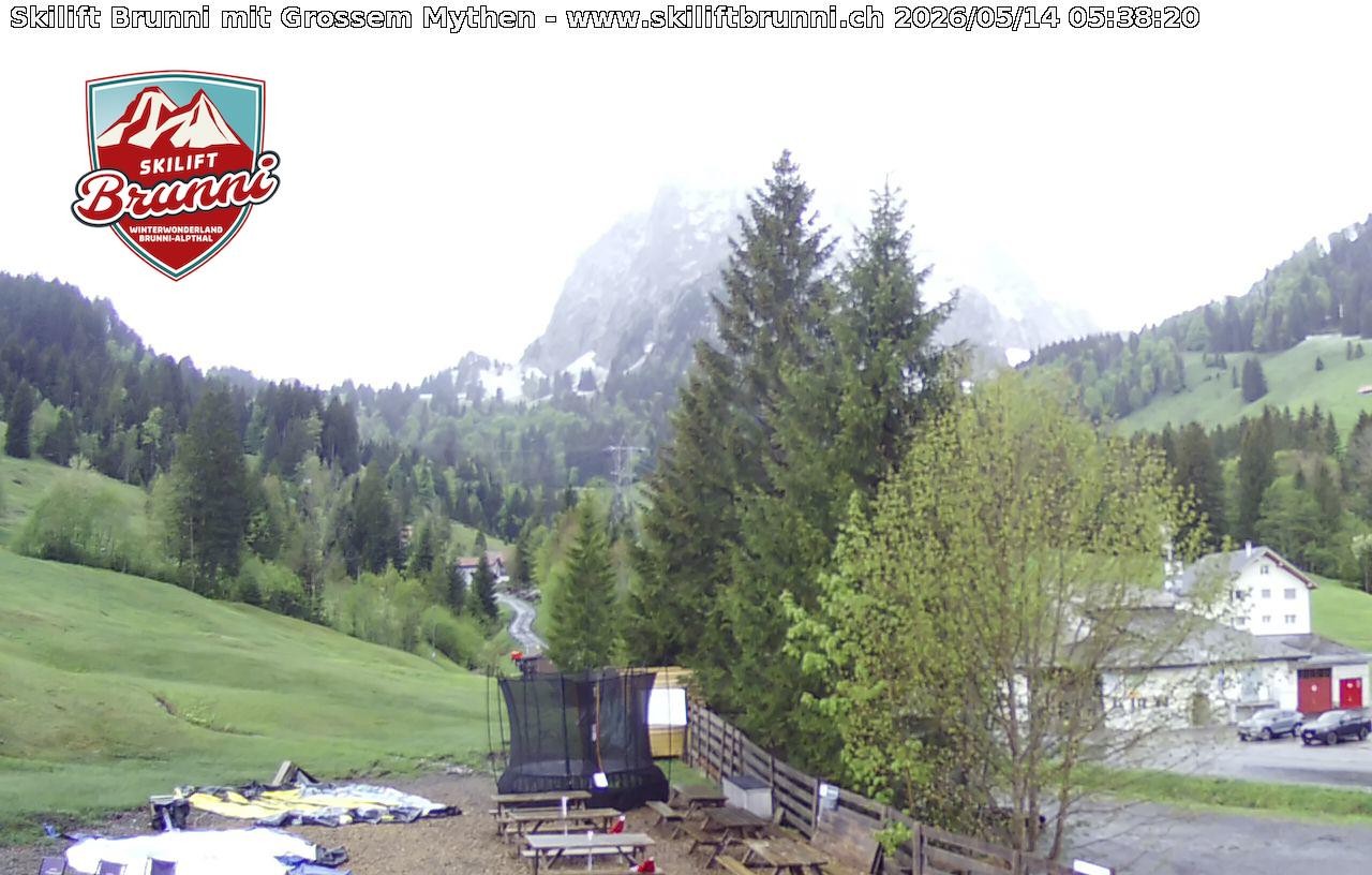 Archived image Webcam Panorama Mythen