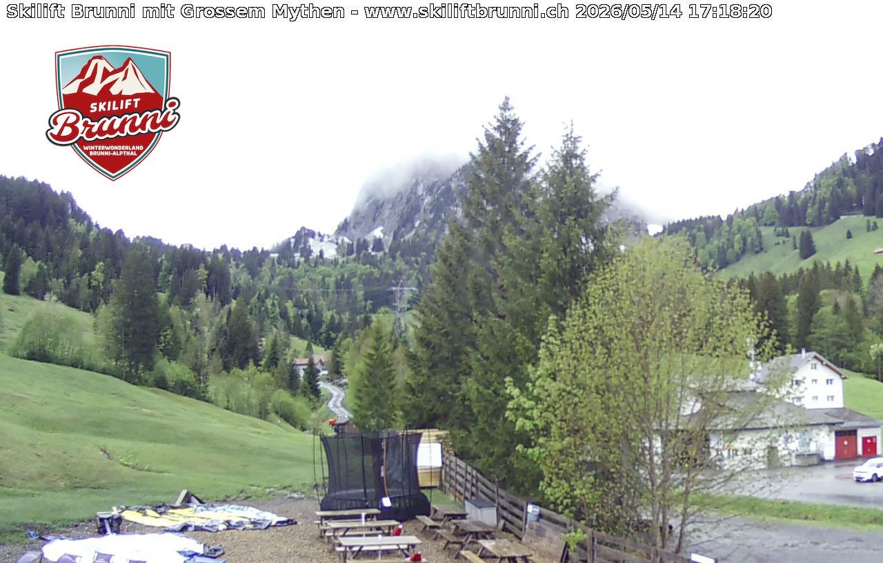 Archived image Webcam Panorama Mythen
