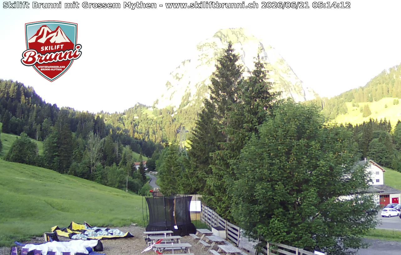 Archived image Webcam Panorama Mythen