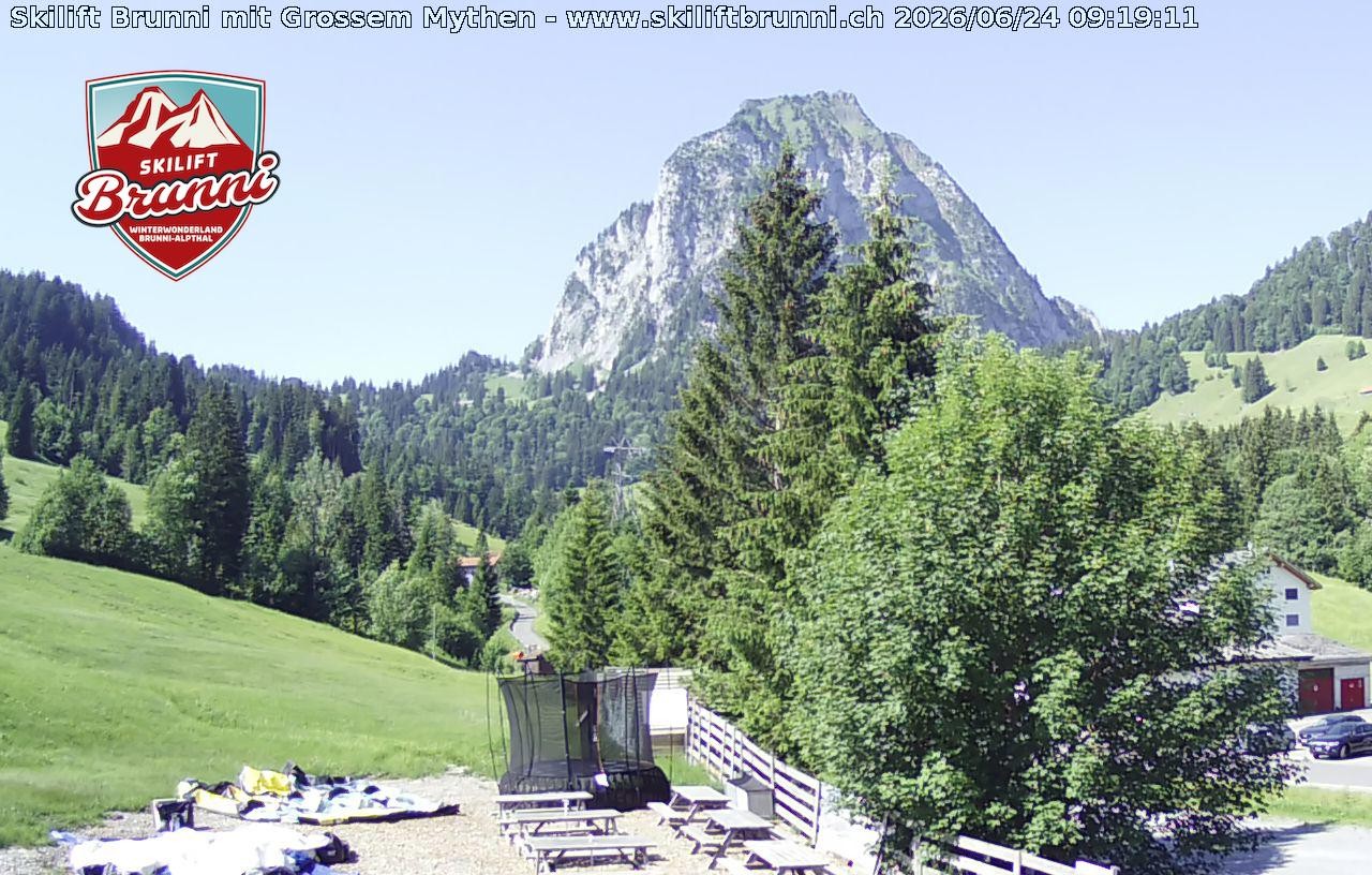 Archived image Webcam Panorama Mythen