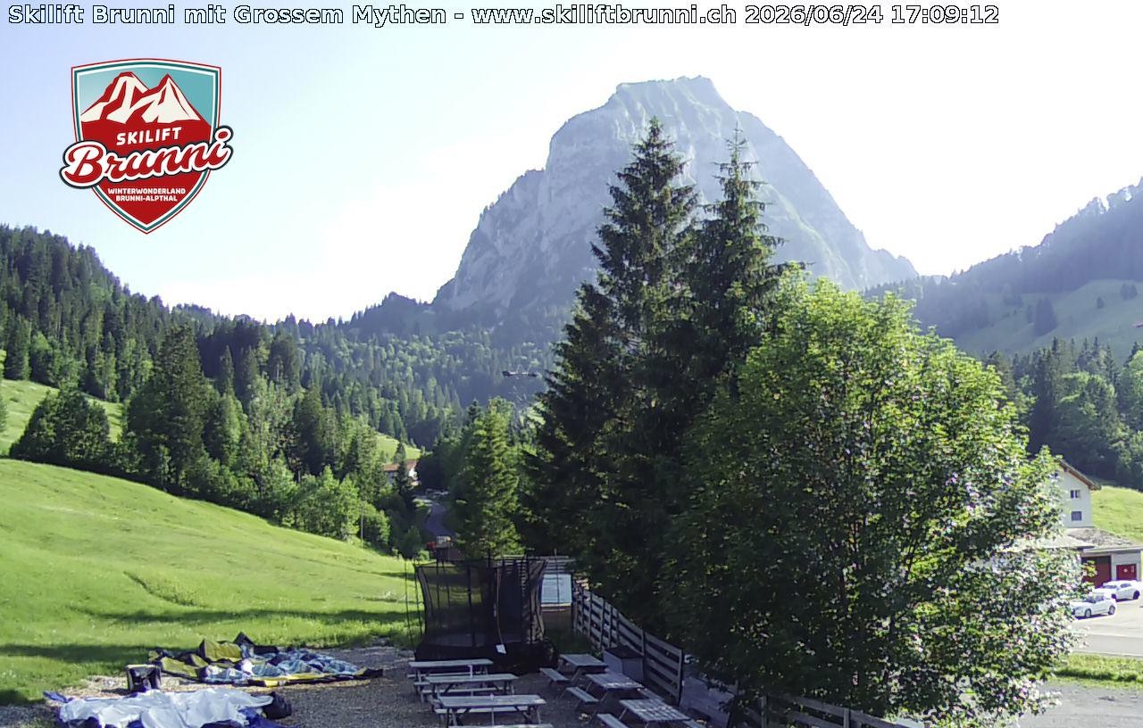 Archived image Webcam Panorama Mythen