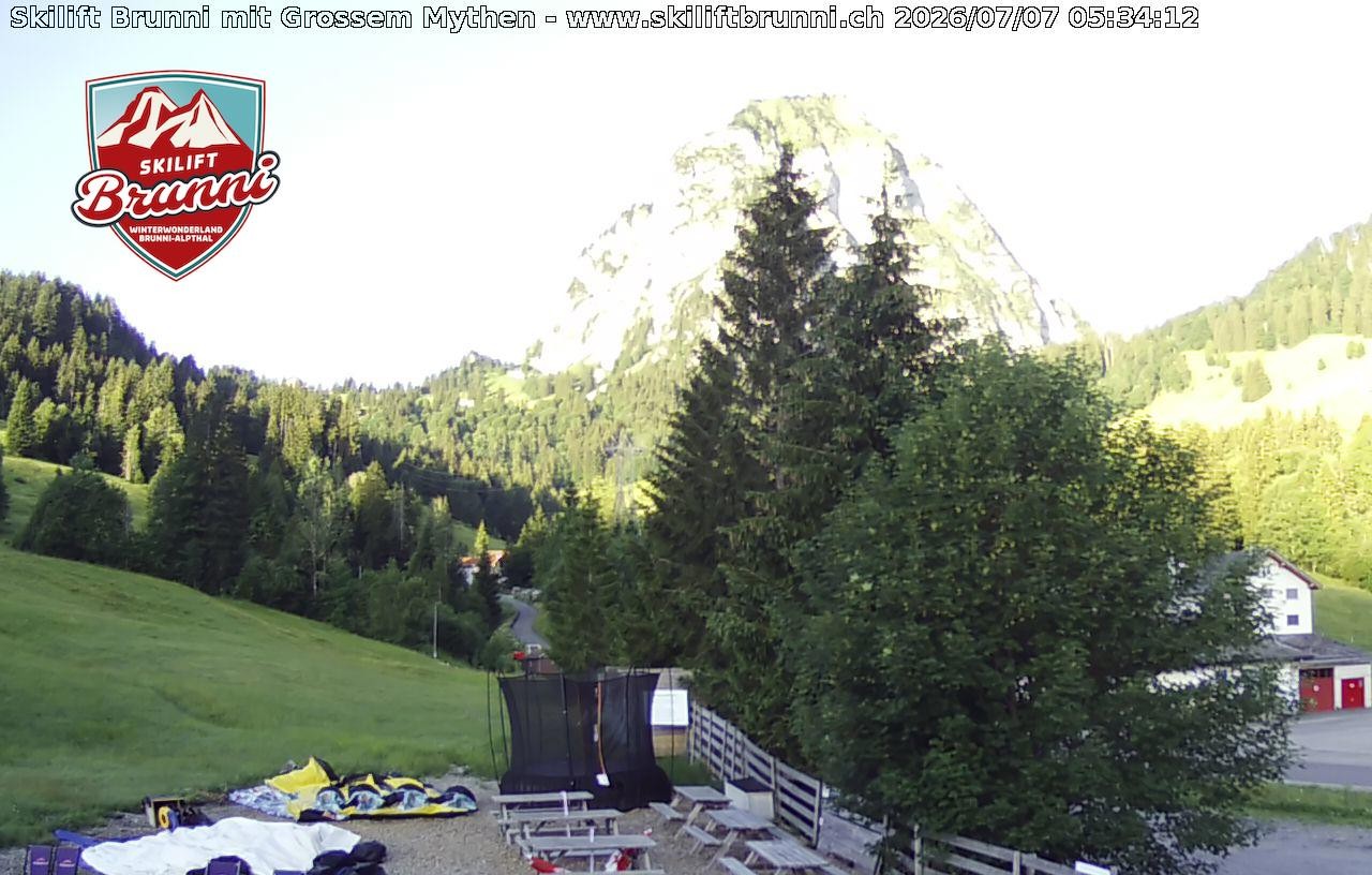 Archived image Webcam Panorama Mythen
