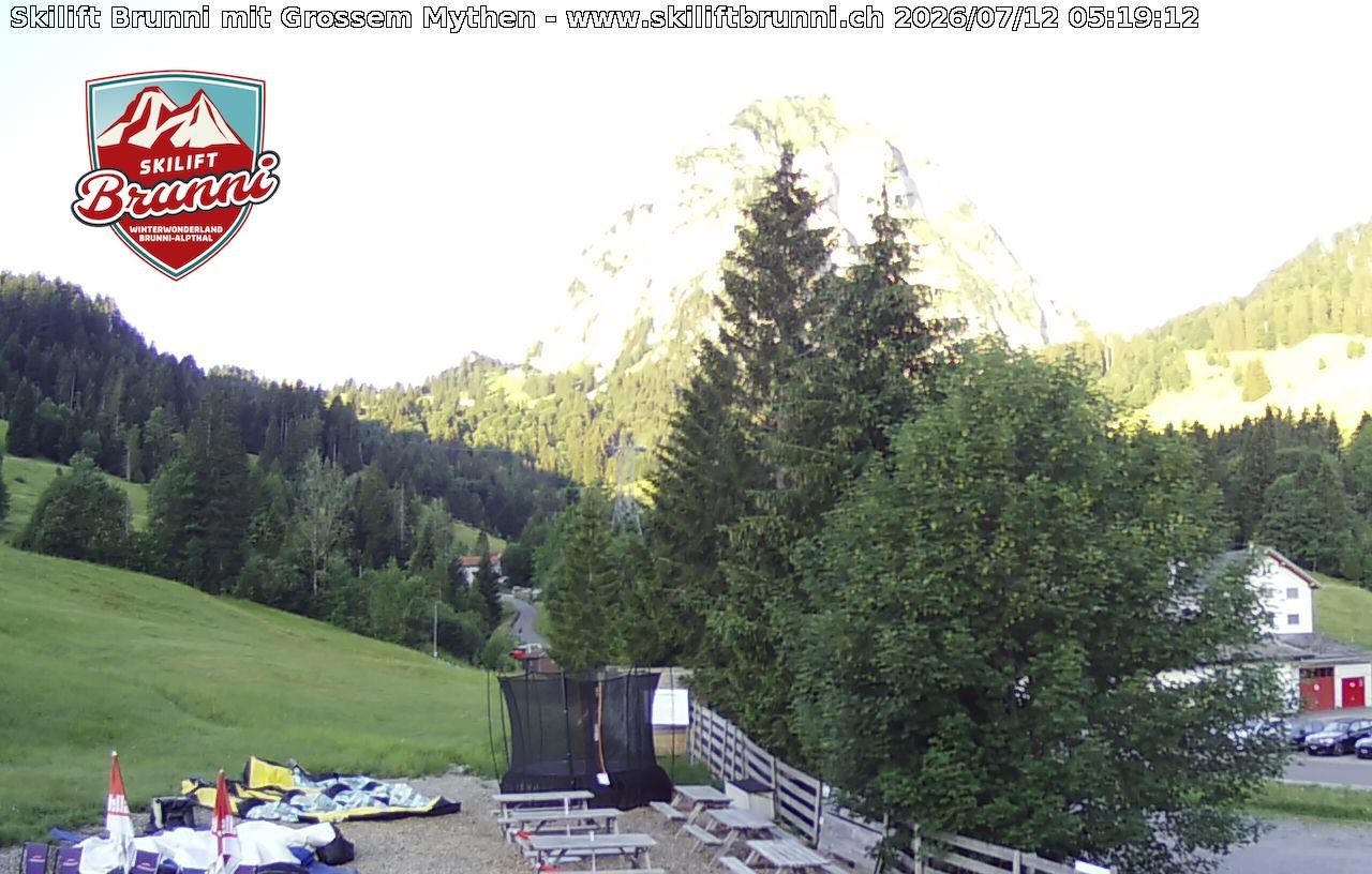 Archived image Webcam Panorama Mythen