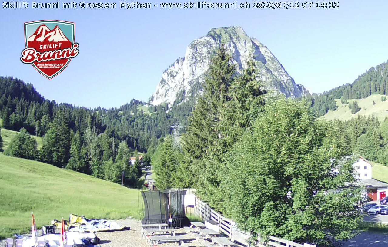 Archived image Webcam Panorama Mythen