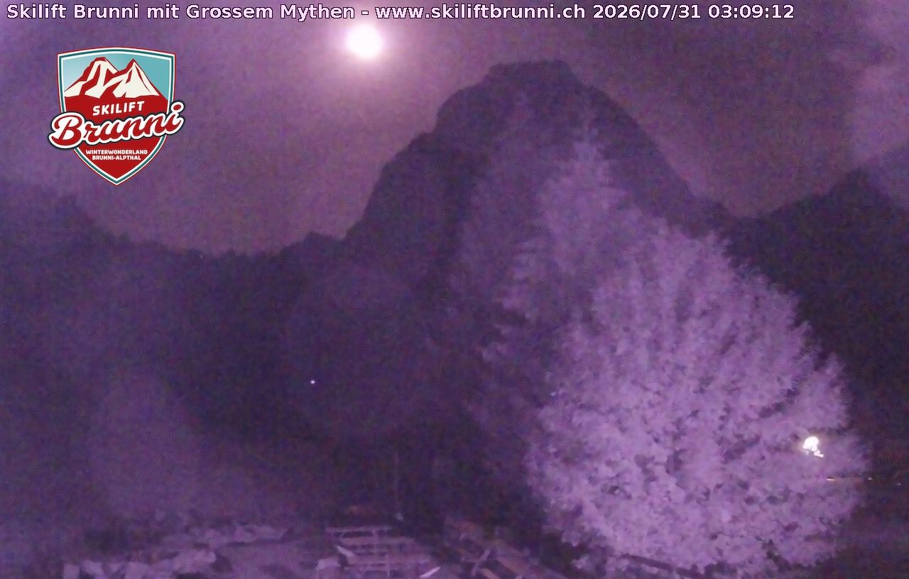 Archived image Webcam Panorama Mythen